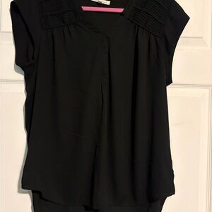 Daniel Rainn Black Pleated Shoulder Cap-Sleeve Blouse